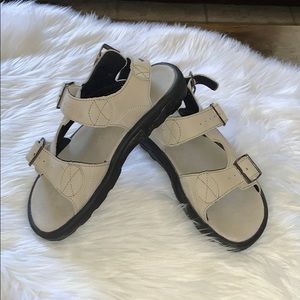 Columbia Lava II Sport sandals Size 9